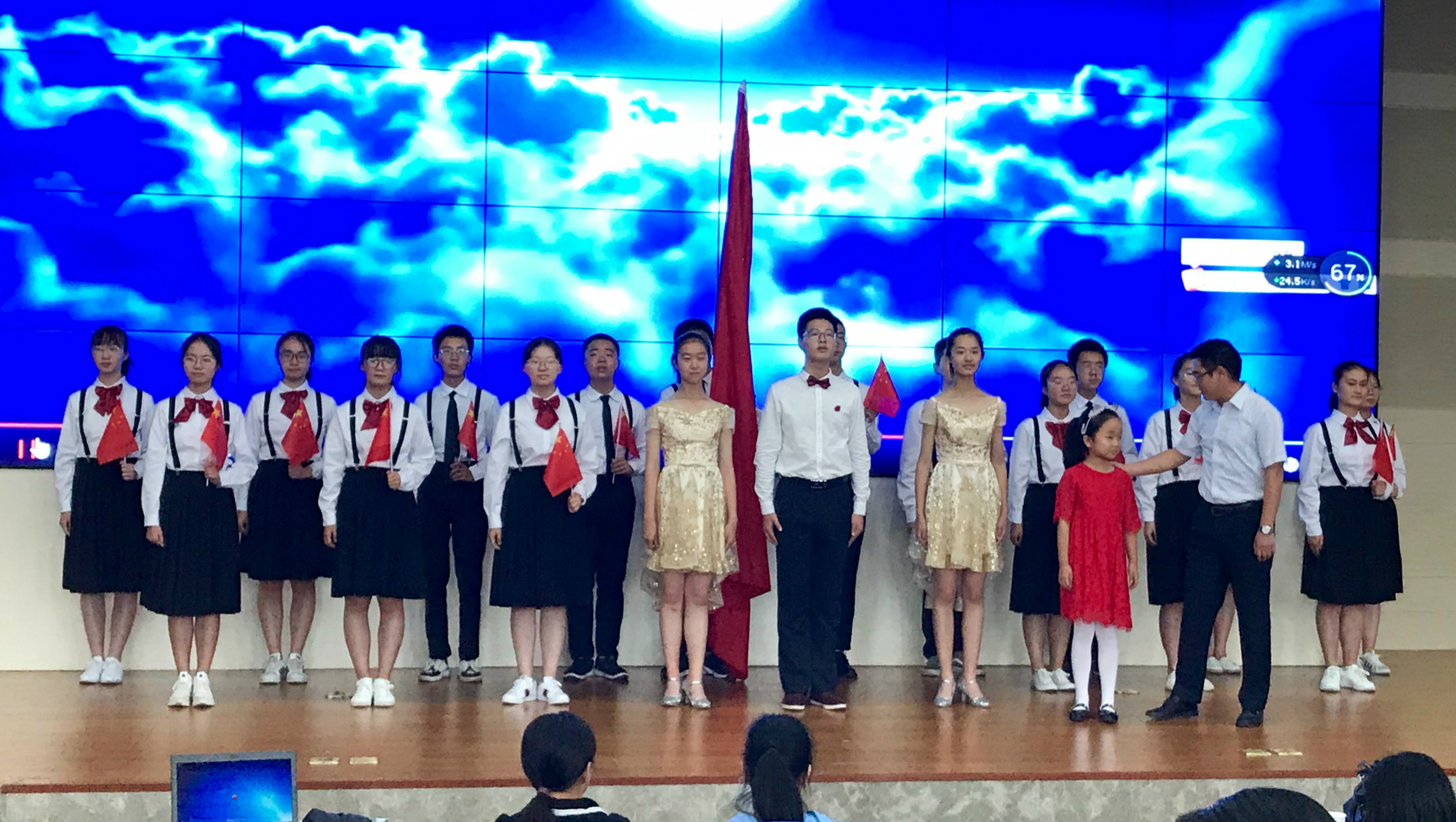 佛山三中初中部勇夺2017年禅城区中小学生啦啦操比赛冠军